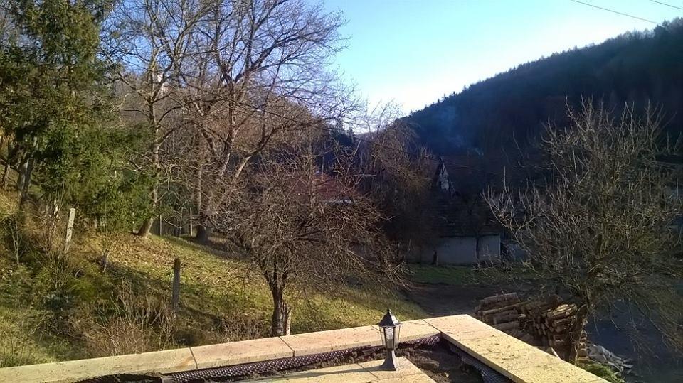 Zempleni Pitvaros Piheno Telkibánya Buitenkant foto