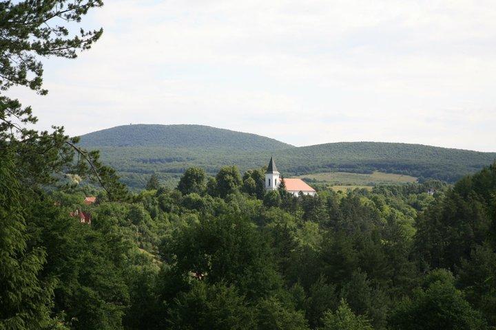 Zempleni Pitvaros Piheno Telkibánya Buitenkant foto
